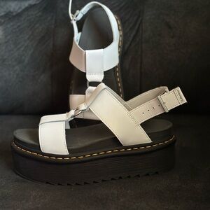 Dr. Martens Francis Hrdro Sandals